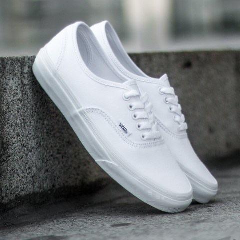 Classic White Low Top Vans Shoes